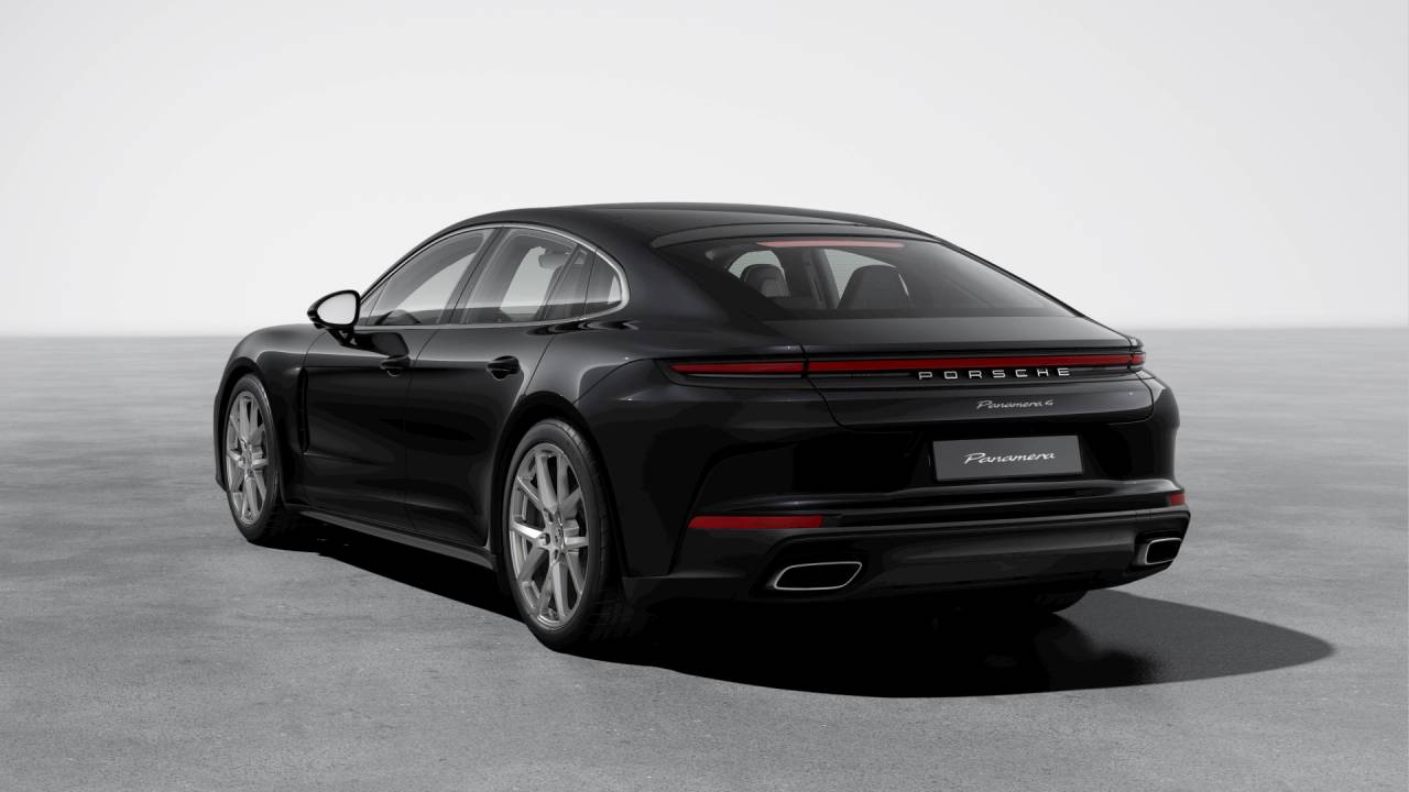 2026 Porsche Panamera 4