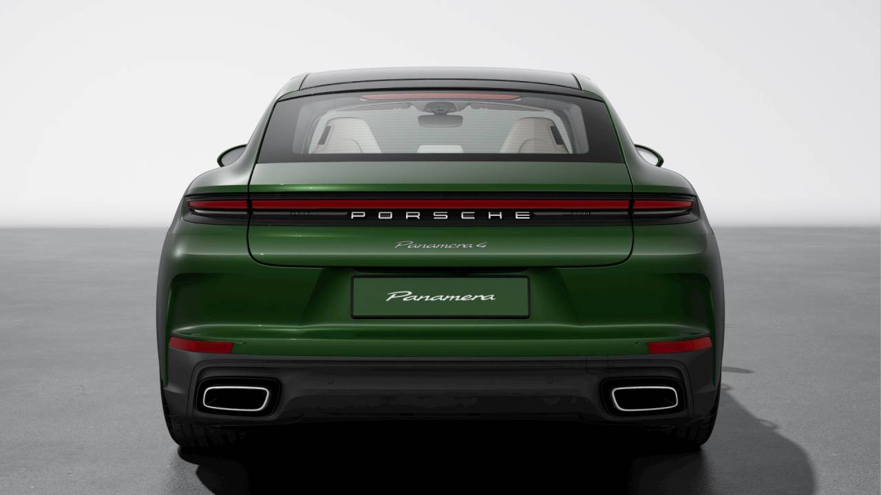 2026 Porsche Panamera 4
