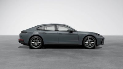 2026 Porsche Panamera 4