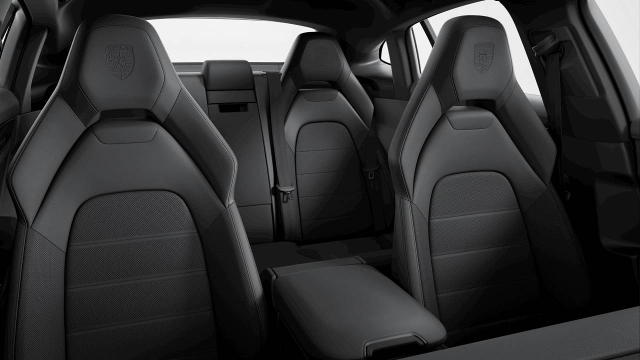 2026 Porsche Panamera 4