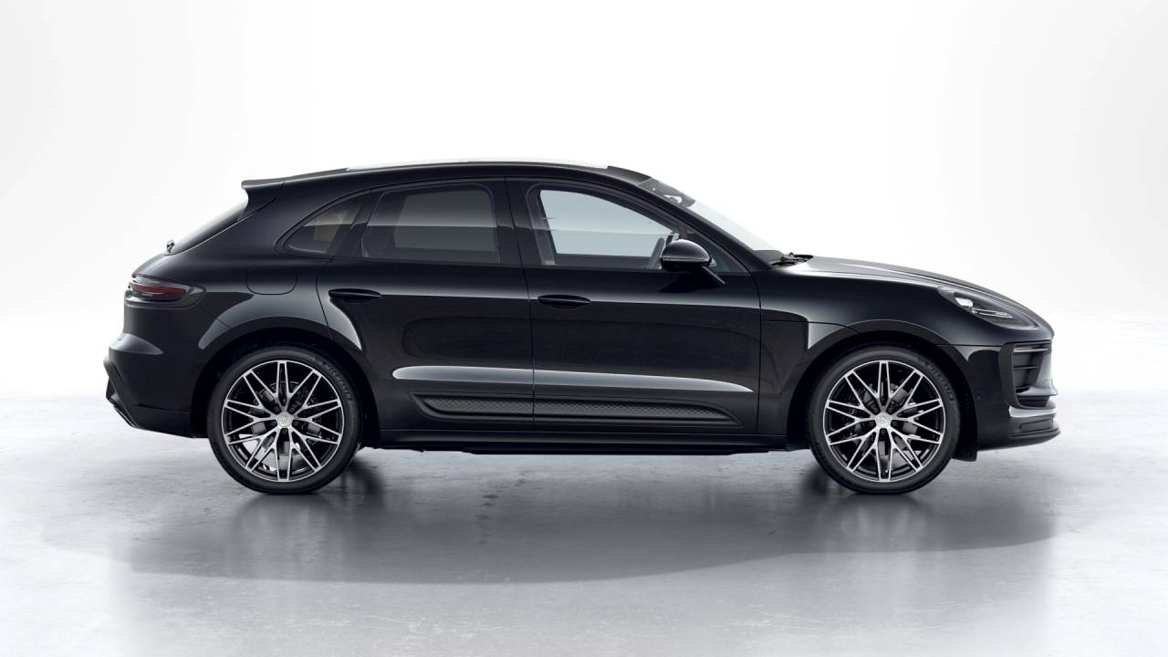 2026 Porsche Macan Base