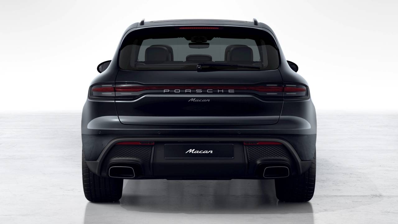 2026 Porsche Macan Base