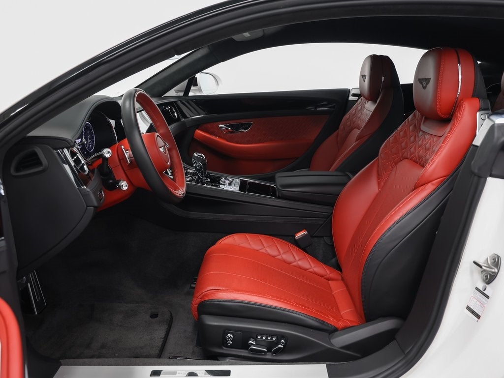 2022 Bentley Continental V8