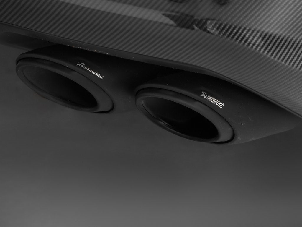 2024 Lamborghini Urus Performante