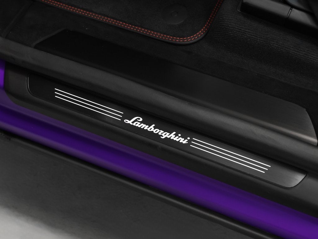 2024 Lamborghini Urus Performante