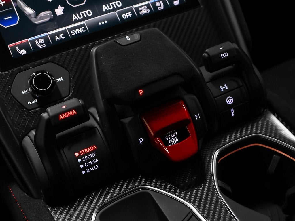 2024 Lamborghini Urus Performante