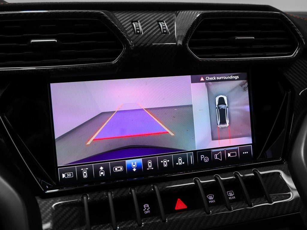 2024 Lamborghini Urus Performante