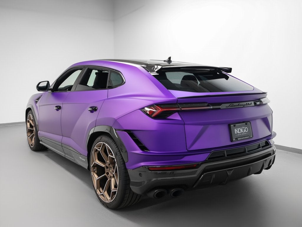 2024 Lamborghini Urus Performante