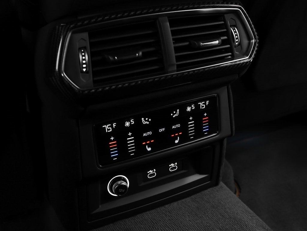 2024 Lamborghini Urus Performante