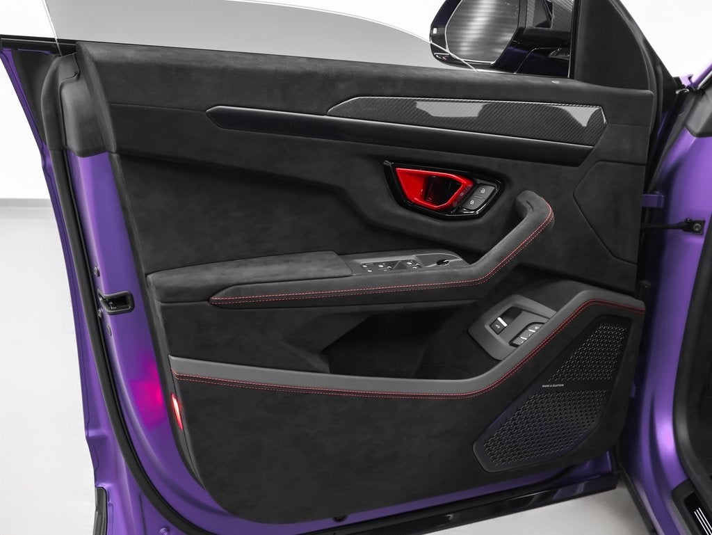 2024 Lamborghini Urus Performante