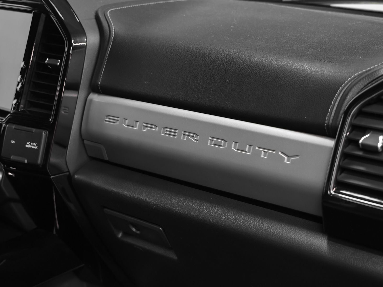 2022 Ford F-250SD Black Widow