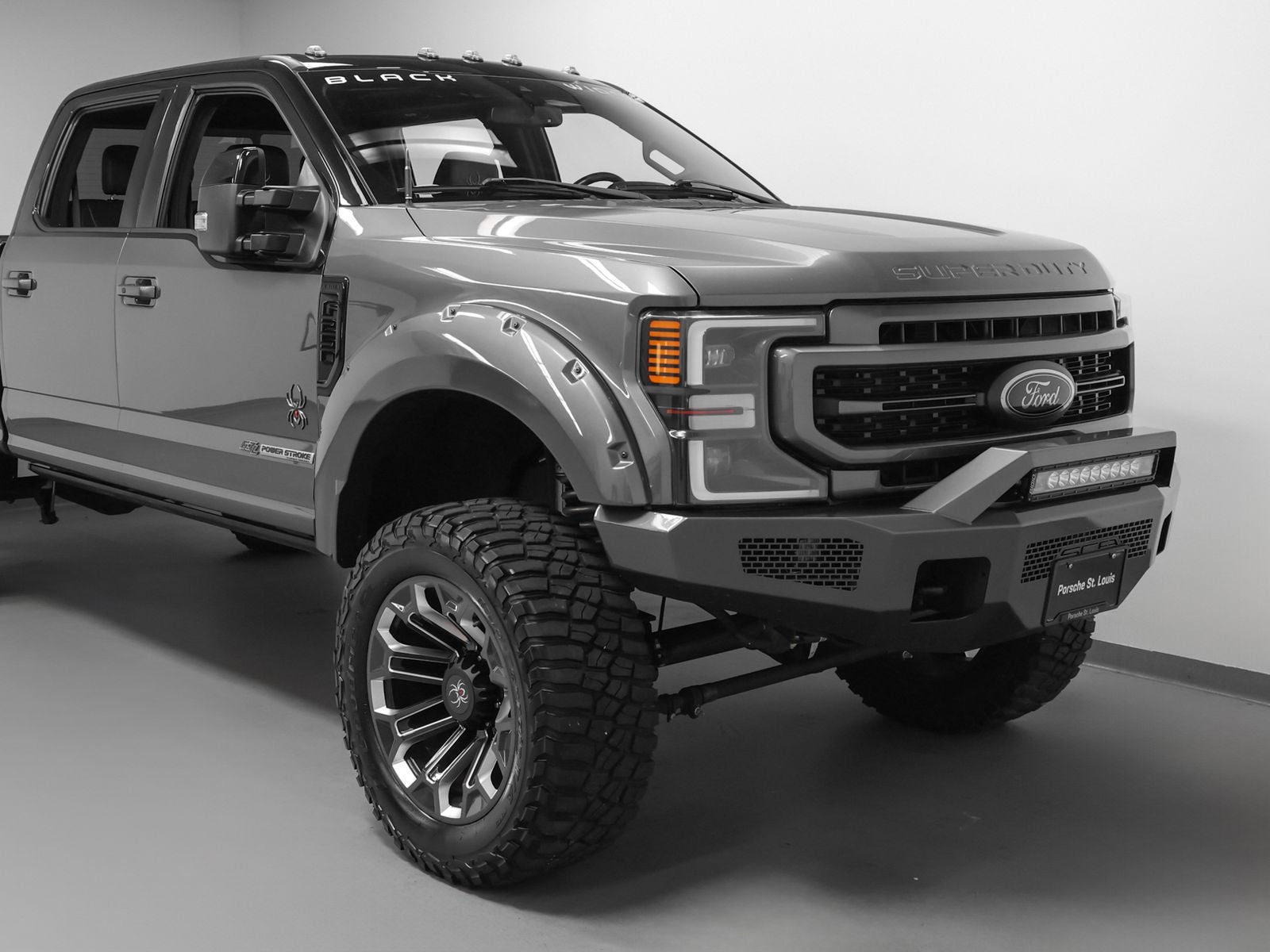 2022 Ford F-250SD Black Widow