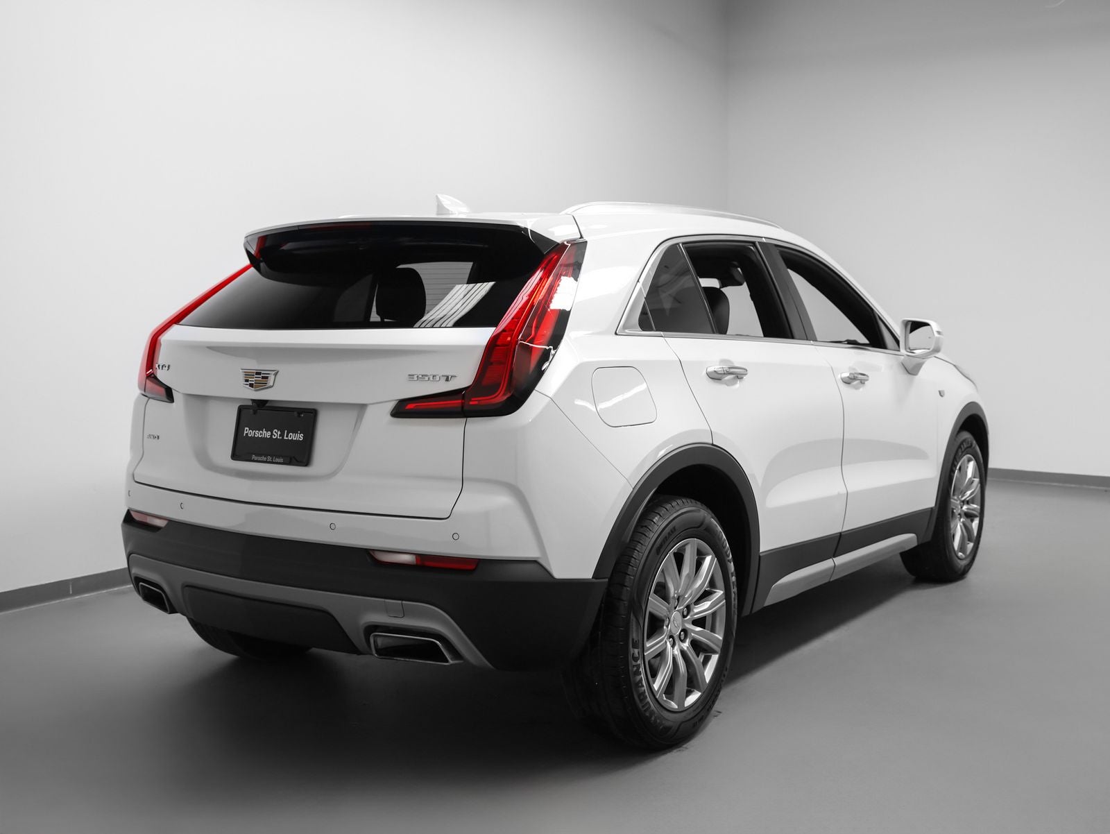 2021 Cadillac XT4 Premium Luxury