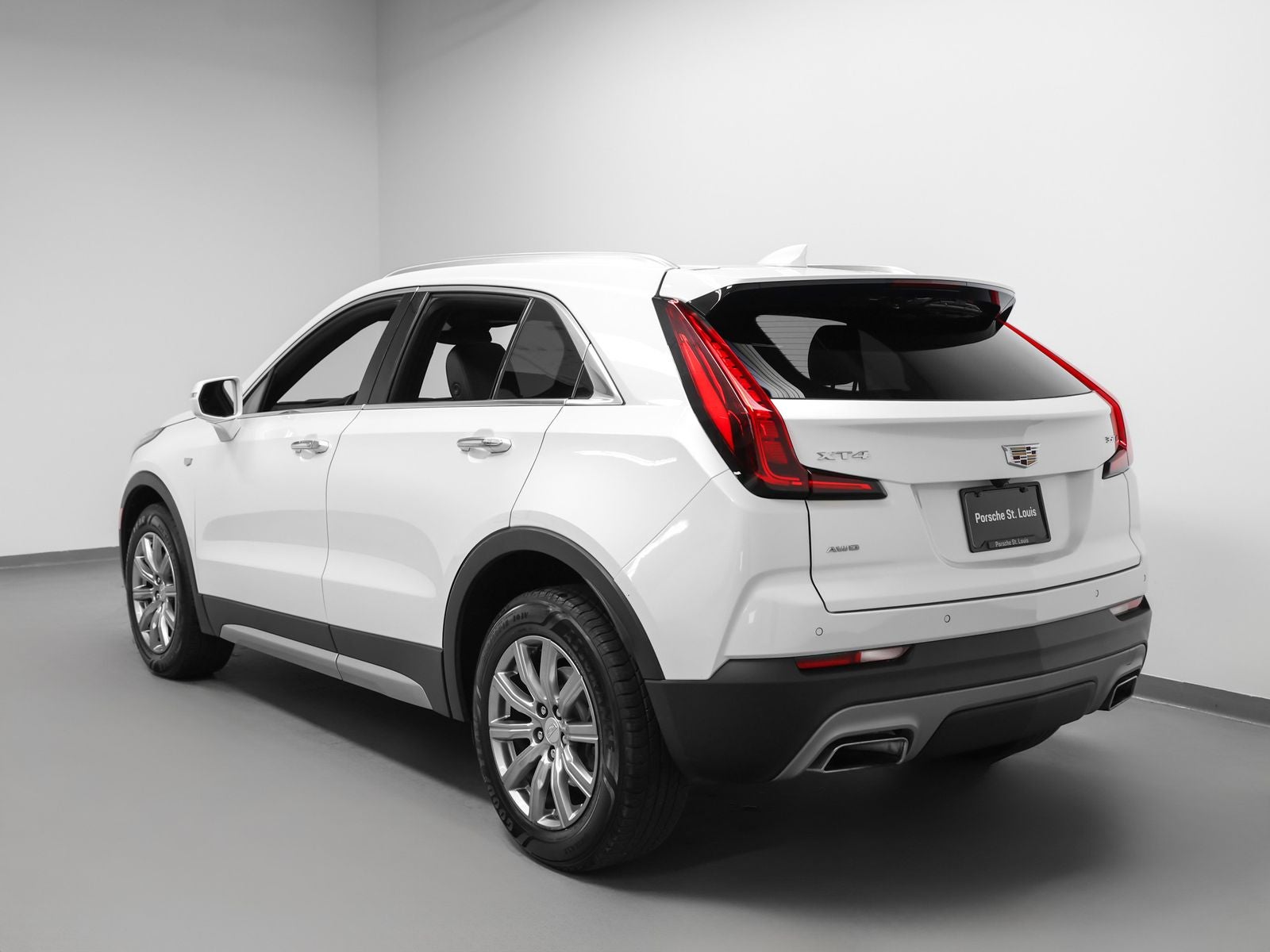2021 Cadillac XT4 Premium Luxury