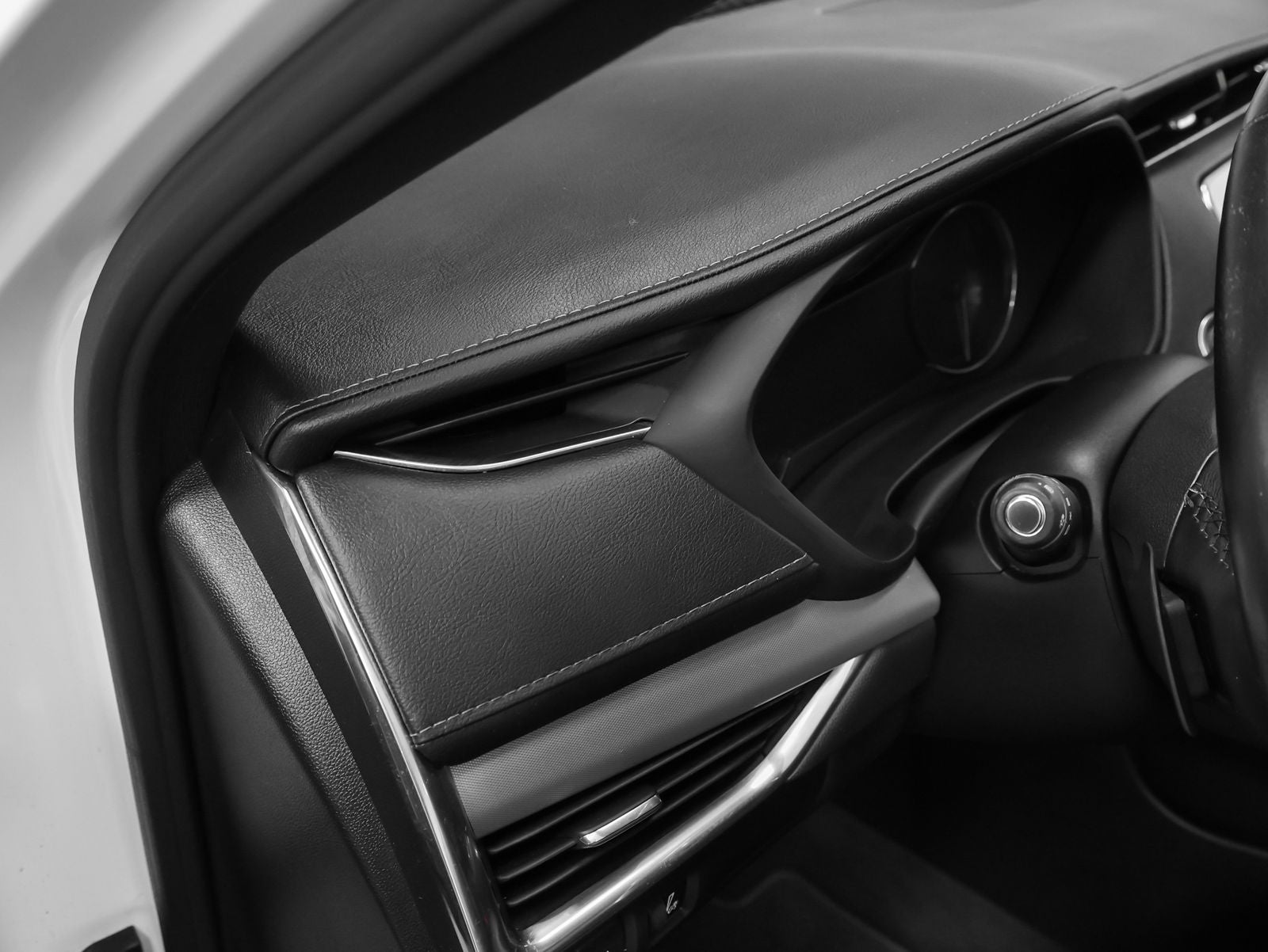 2021 Cadillac XT4 Premium Luxury