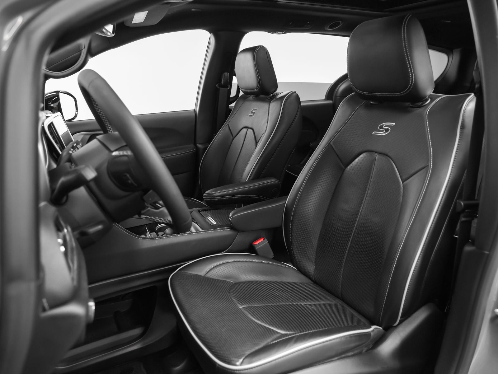 2023 Chrysler Pacifica Hybrid Limited S Appearance
