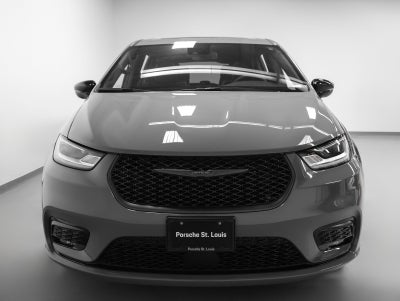2023 Chrysler Pacifica Hybrid Limited S Appearance