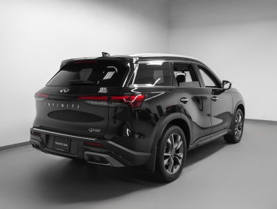 2022 INFINITI QX60 LUXE