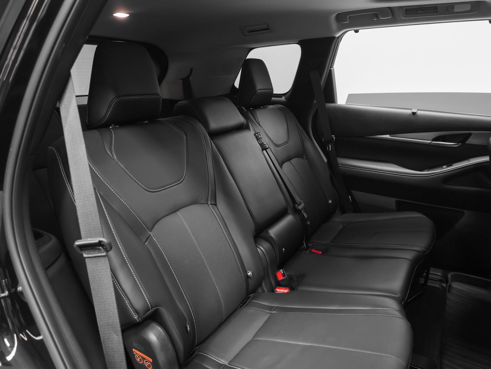 2022 INFINITI QX60 LUXE