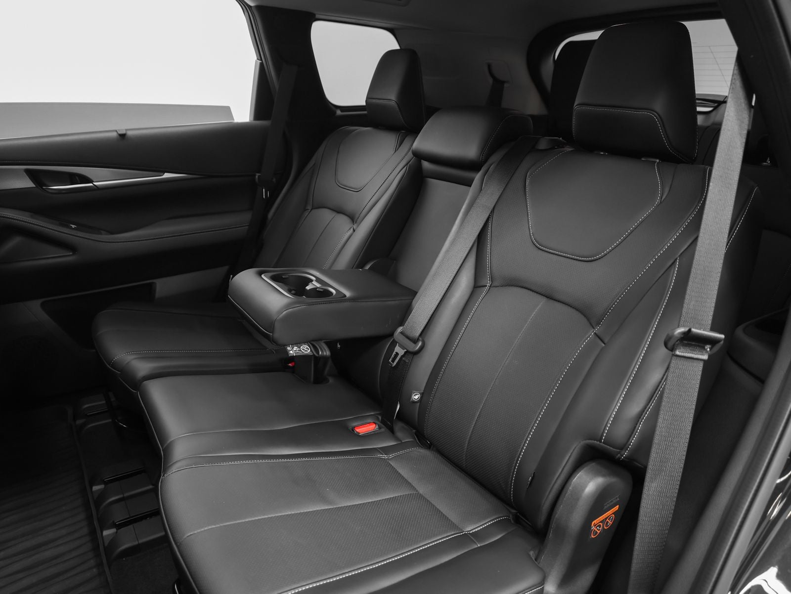 2022 INFINITI QX60 LUXE