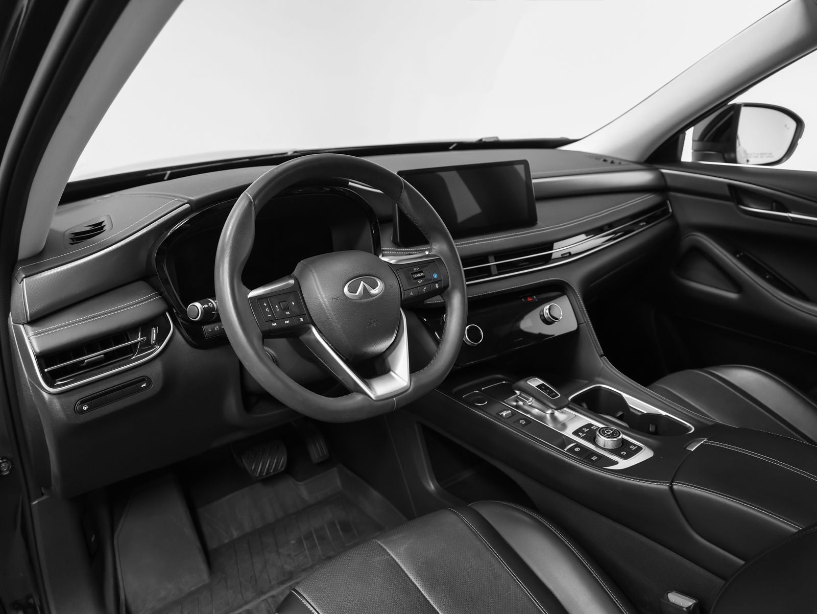 2022 INFINITI QX60 LUXE