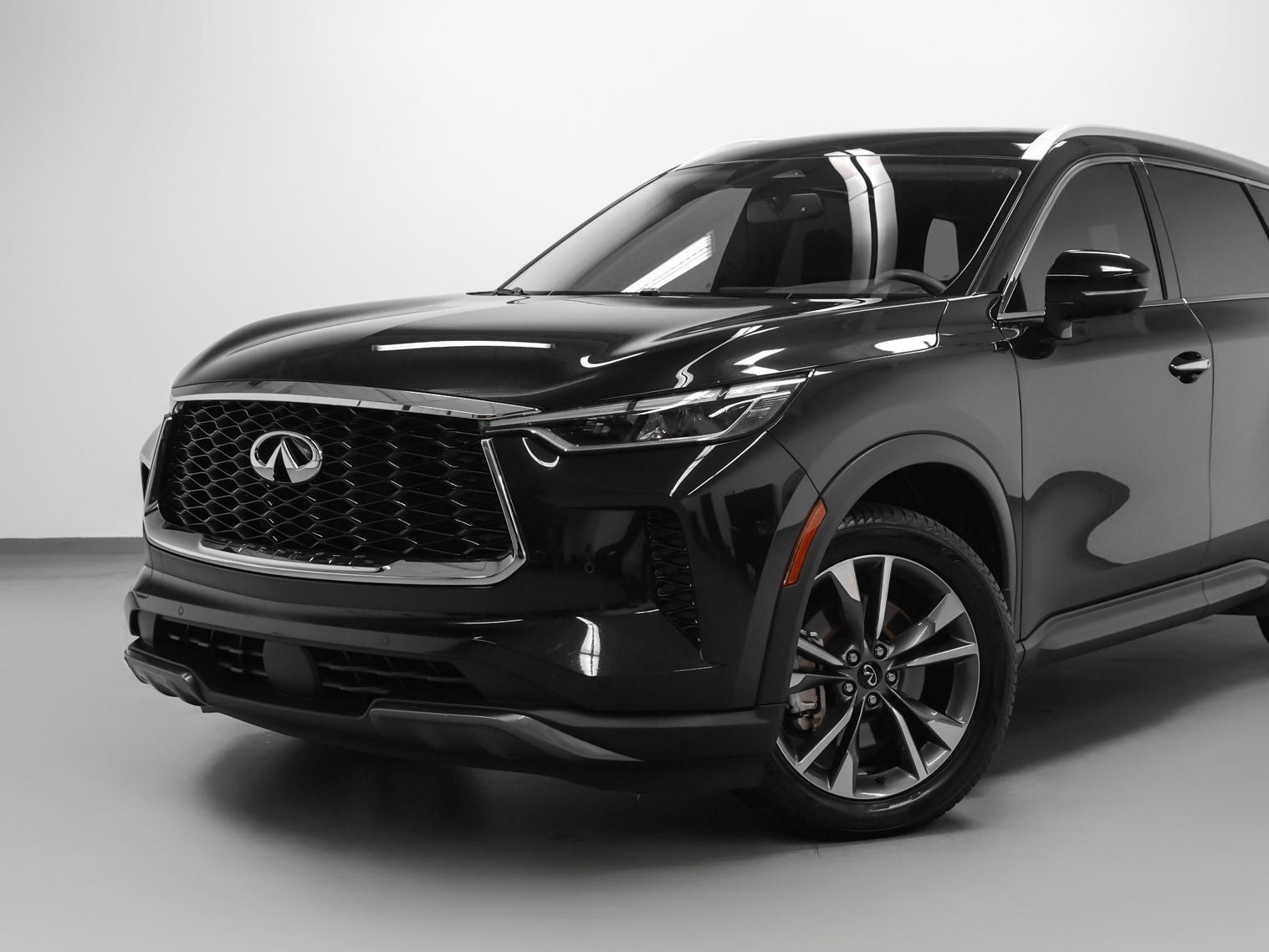 2022 INFINITI QX60 LUXE