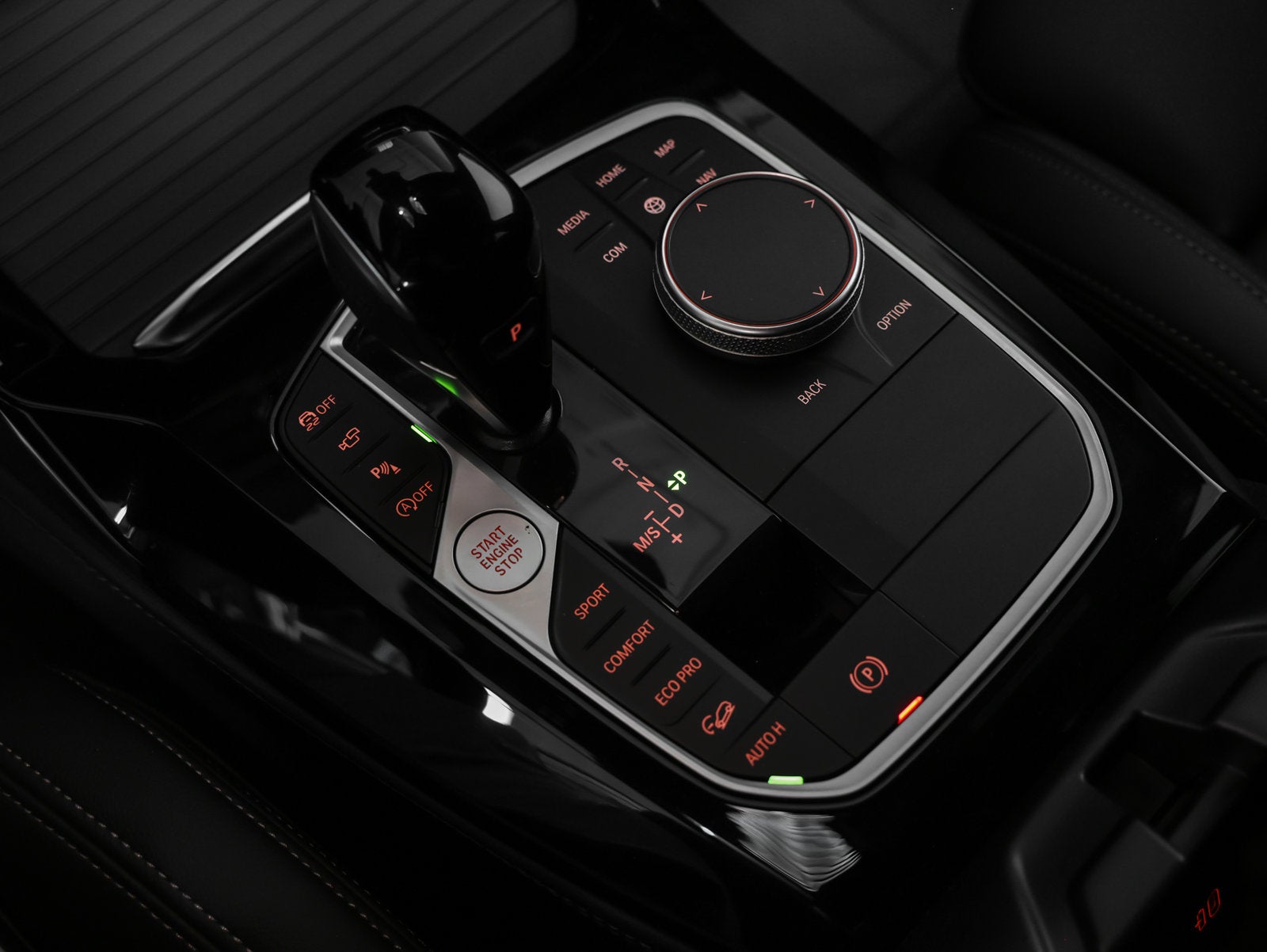 2023 BMW X4 xDrive30i