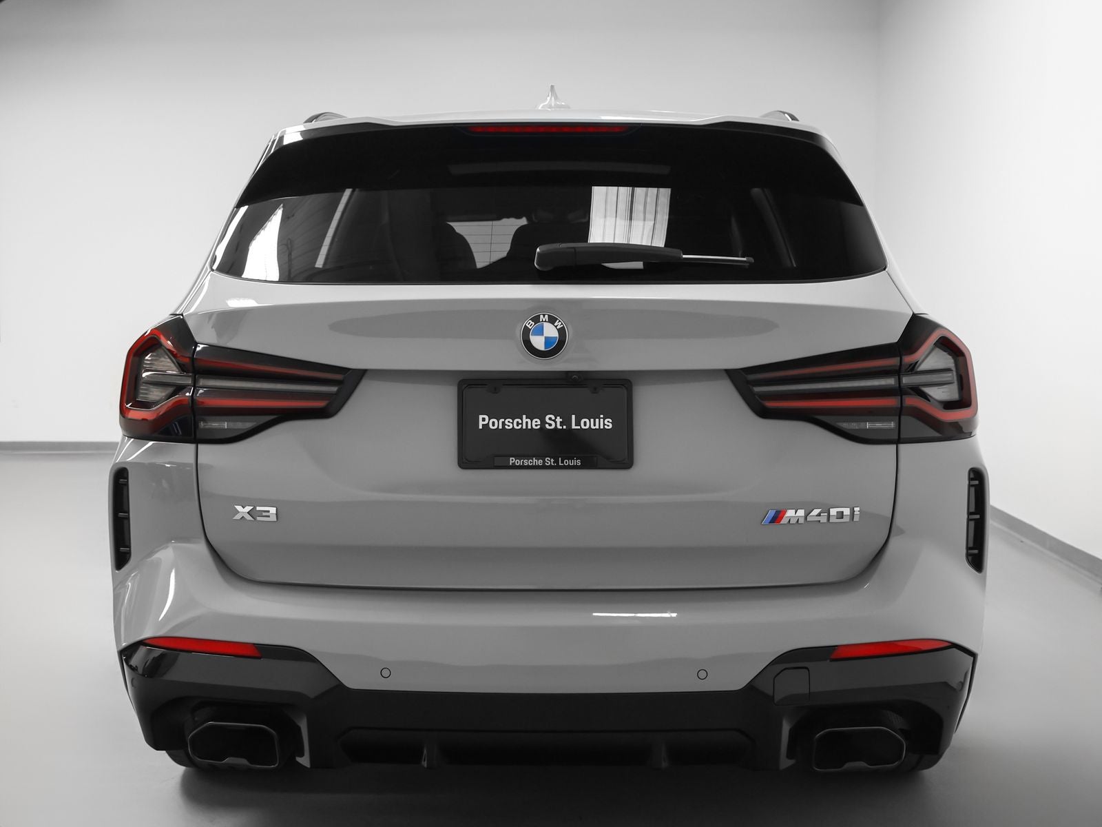 2023 BMW X3 M40i