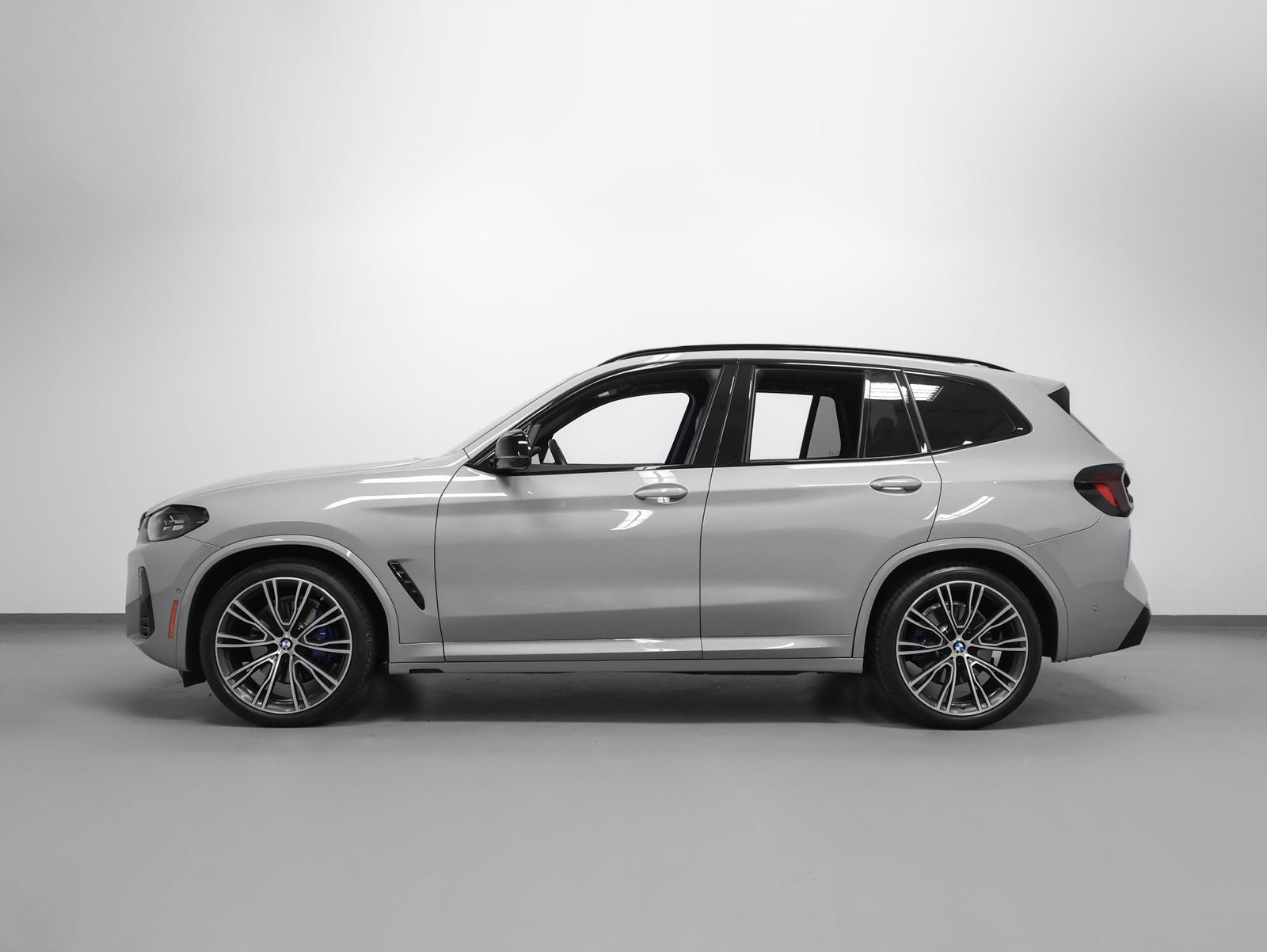 2023 BMW X3 M40i