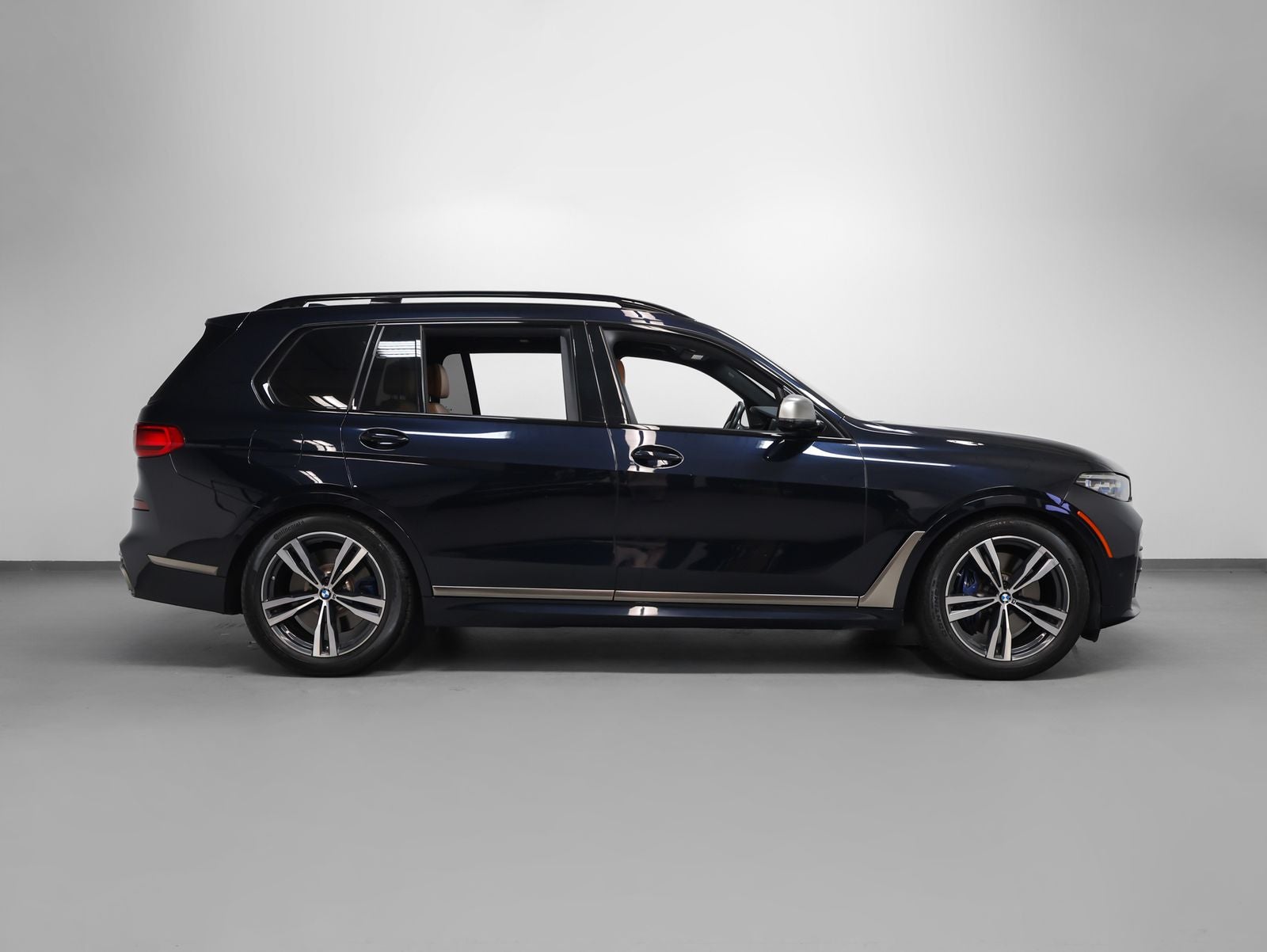 2022 BMW X7 M50i
