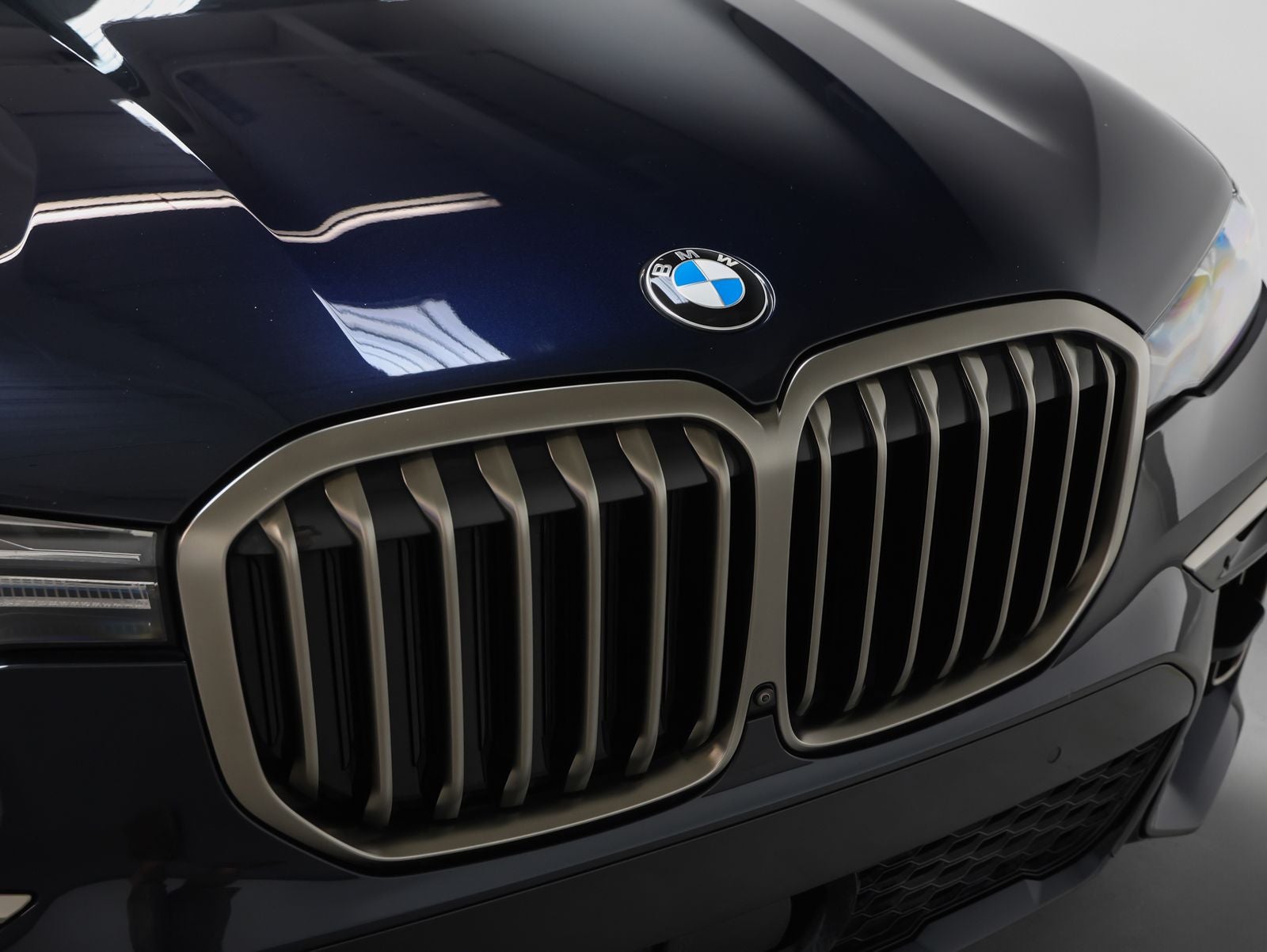 2022 BMW X7 M50i