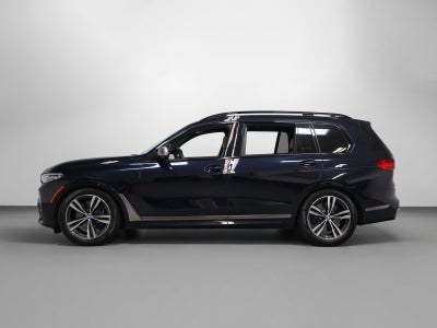 2022 BMW X7 M50i