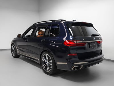 2022 BMW X7 M50i