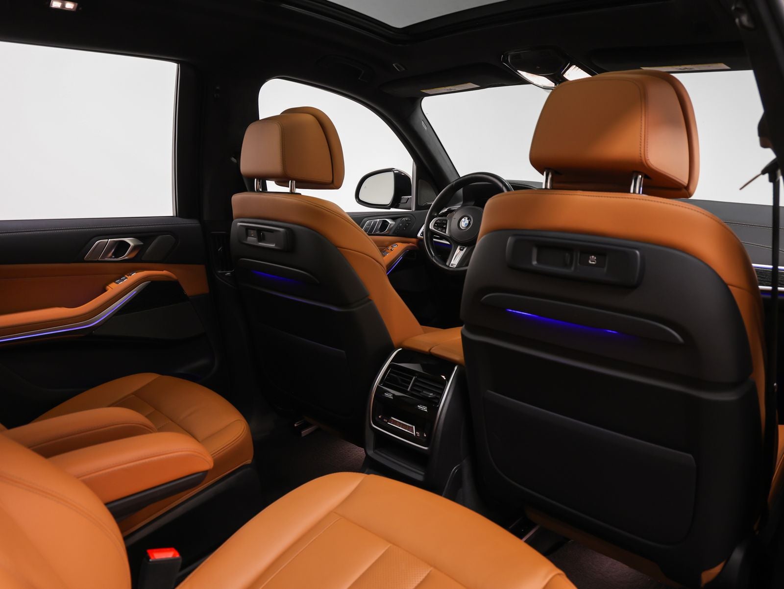 2022 BMW X7 M50i