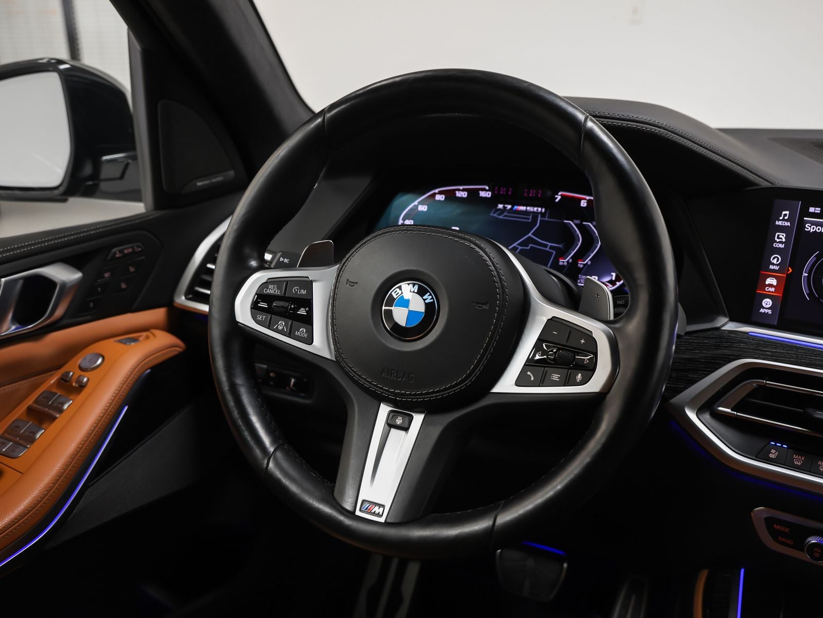 2022 BMW X7 M50i