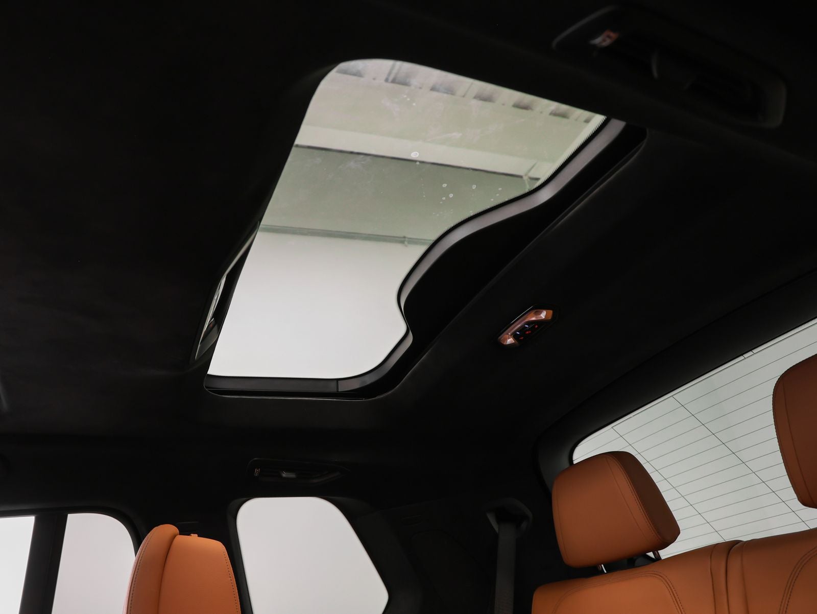 2022 BMW X7 M50i