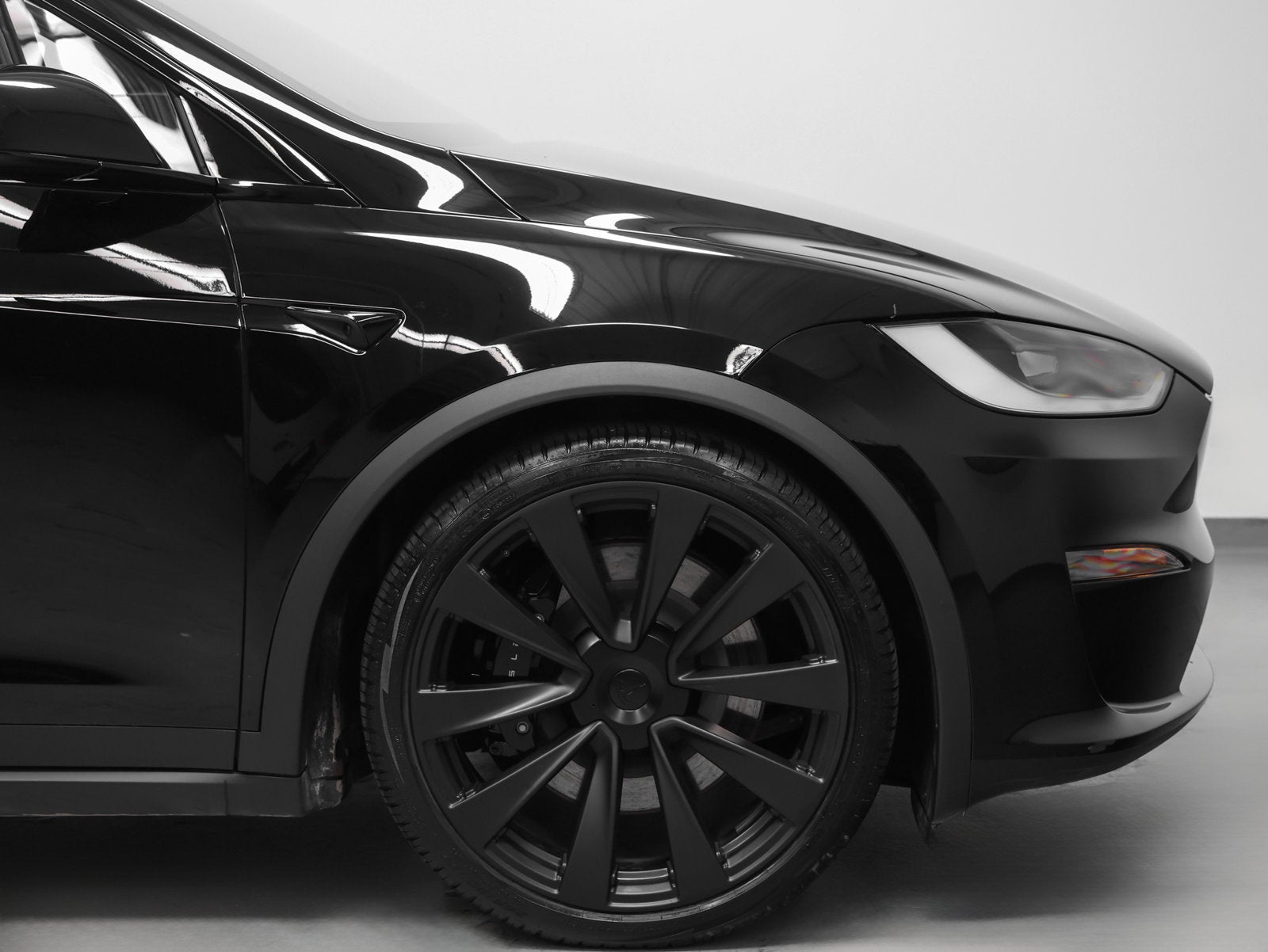 2023 Tesla Model X Base