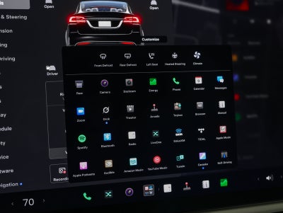 2023 Tesla Model X Base