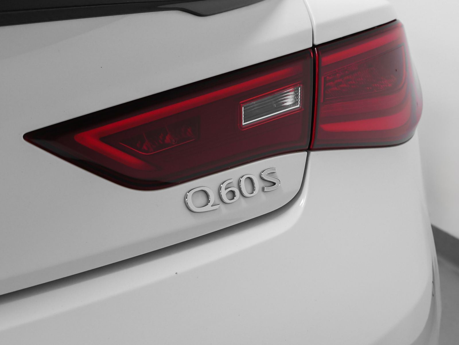 2018 INFINITI Q60 3.0t SPORT