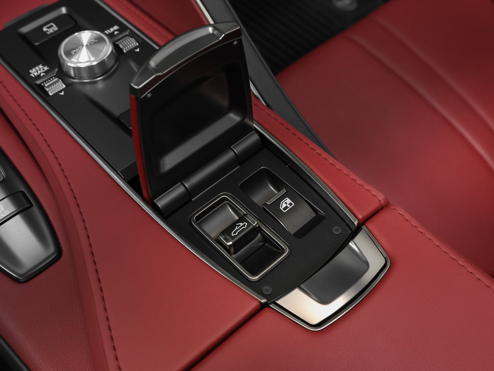 2024 Lexus LC 500