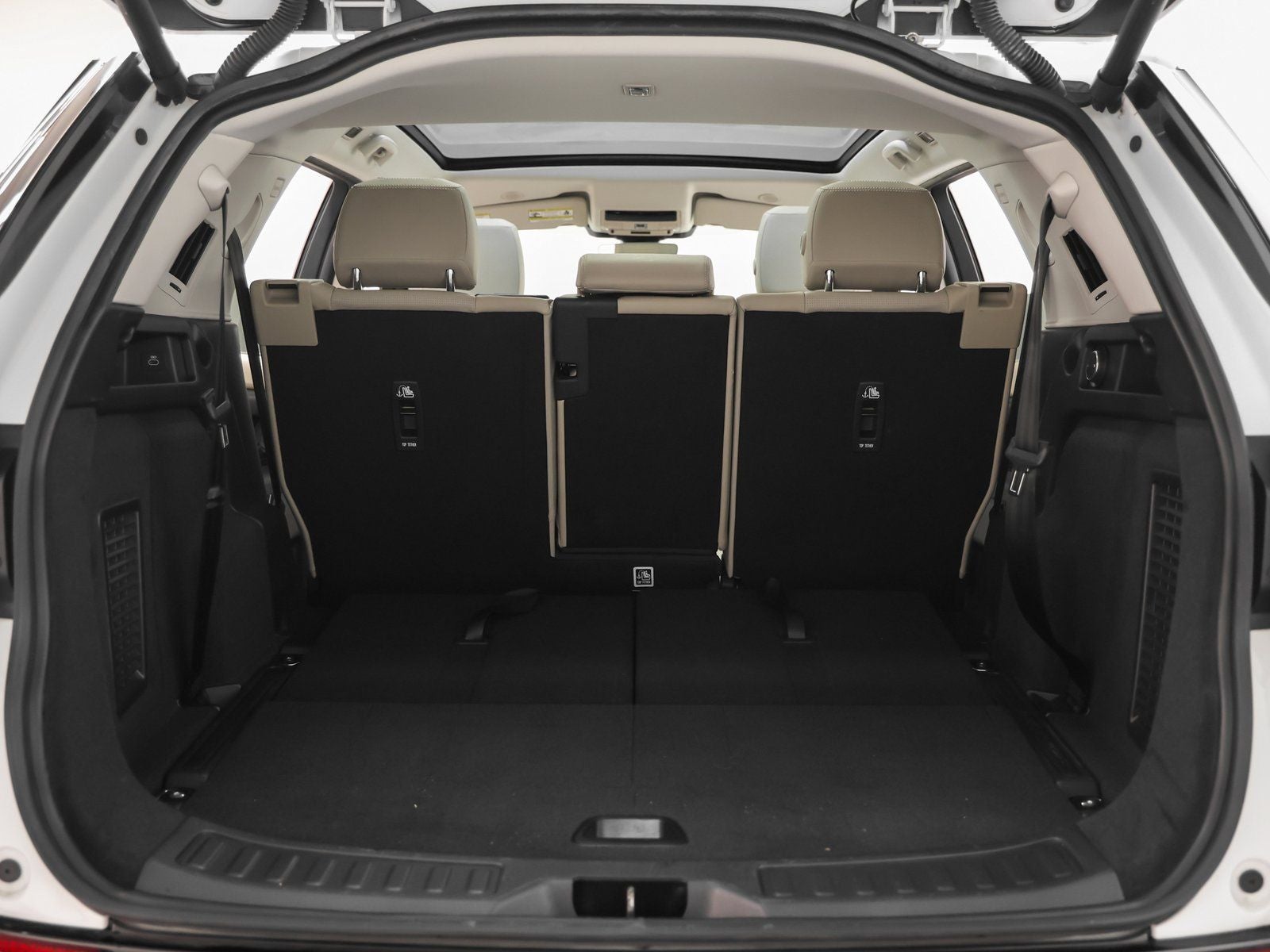 2024 Land Rover Discovery Sport S