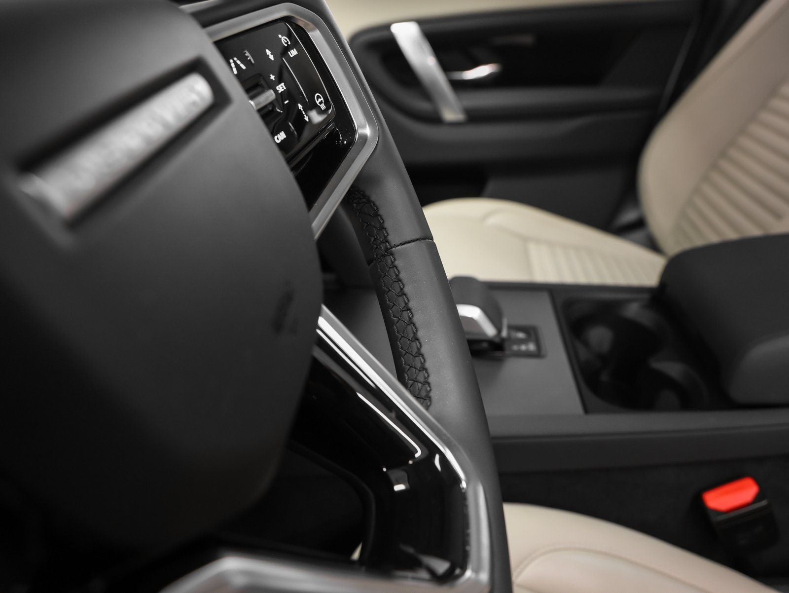 2024 Land Rover Discovery Sport S