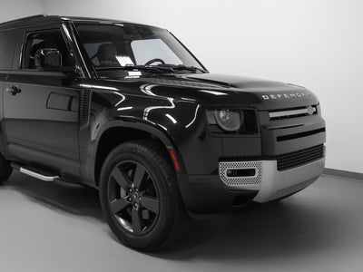 2023 Land Rover Defender 90 SE