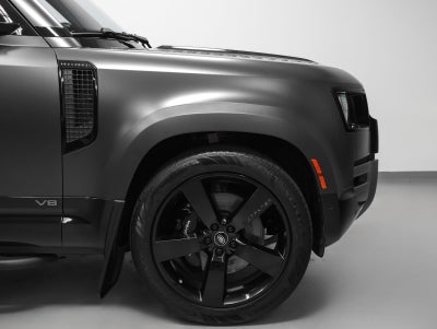 2023 Land Rover Defender 110 Carpathian Edition