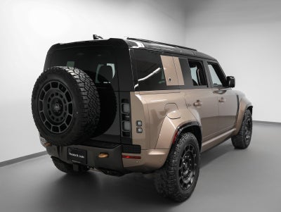 2025 Land Rover Defender 110 V8 P635 OCTA