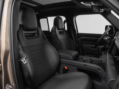 2025 Land Rover Defender 110 V8 P635 OCTA