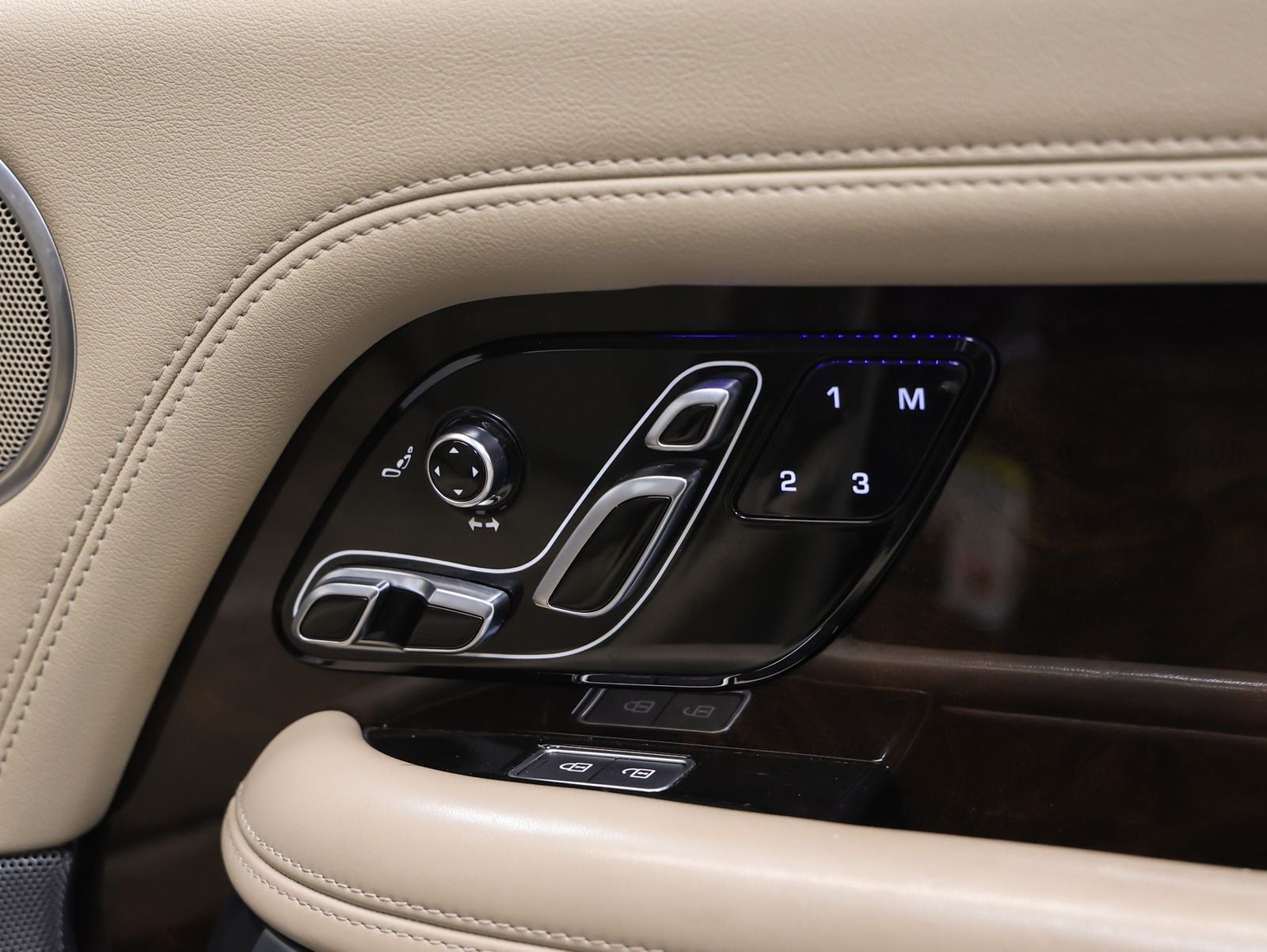 2022 Land Rover Range Rover Westminster