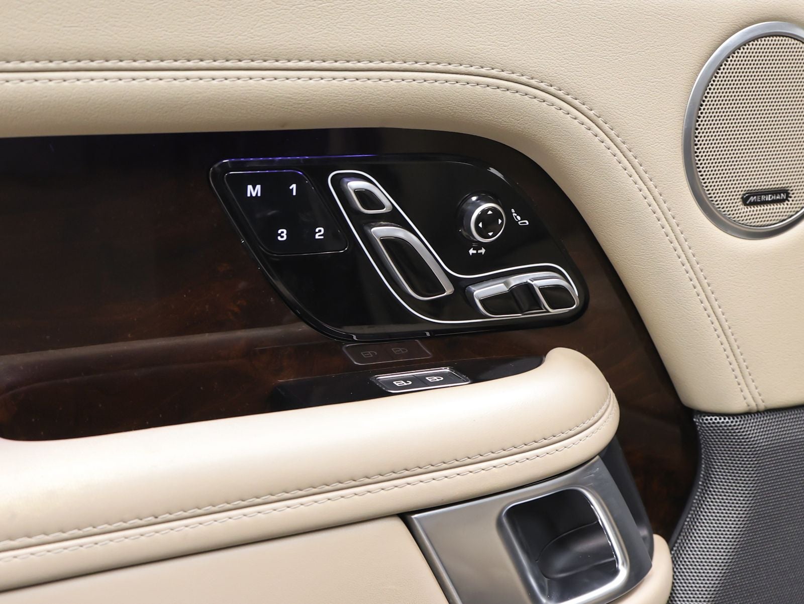 2022 Land Rover Range Rover Westminster