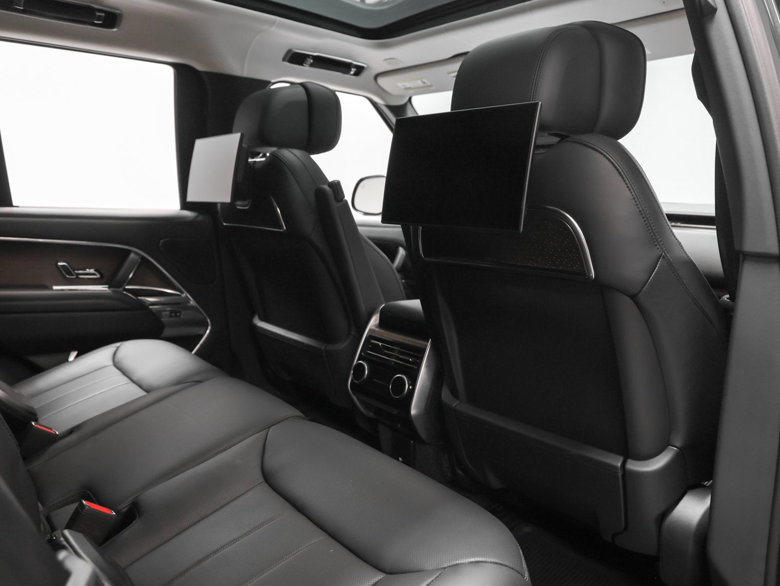 2025 Land Rover Range Rover Plug-In Hybrid Autobiography