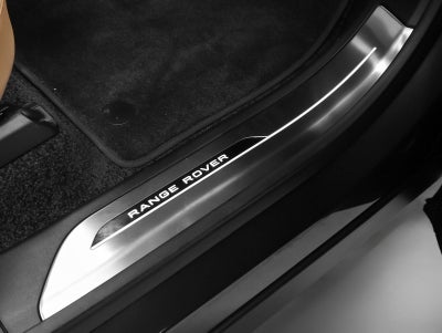 2026 Land Rover Range Rover SE